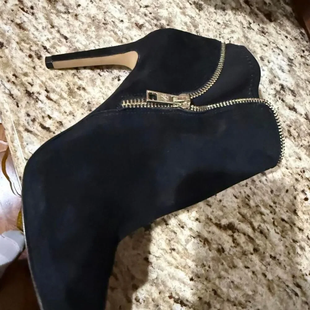Ann-taylor Women's Black Boots 8